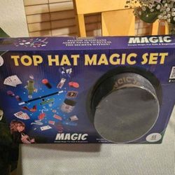 Top Hat Magic Set with 65 Props Simple Magic For Kids & Beginners New in box