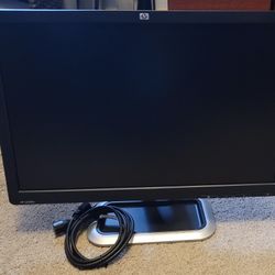 HP 22" LCD Widescreen Monitor (L2208W)