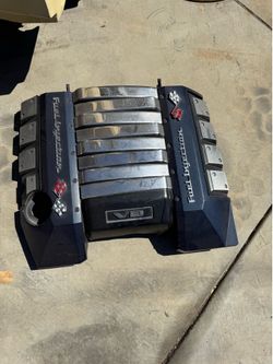 2011 Camaro ss engine cover