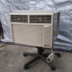 Goodman 5,000 BDU Air Conditioner.