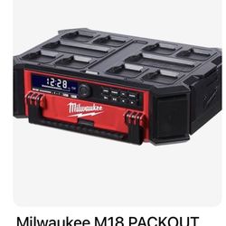 Milwaukee M18 Pack out Charger And Radio