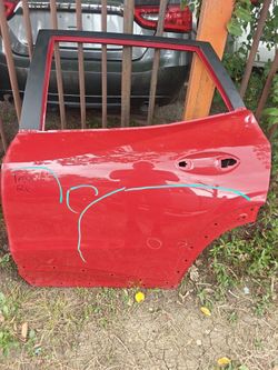 Door left rear Chevy trax 2024-26