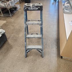 4ft Ladder 2272