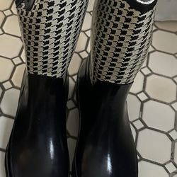 Rain Boots - Size 8 - $15 - Pick Up Only
