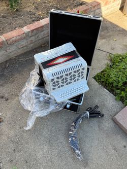 Button Accordion with Case