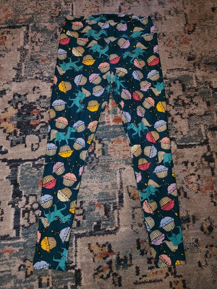 Lularoe Tall And Curvy Leggings