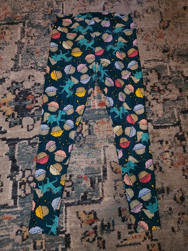 Lularoe Tall And Curvy Leggings