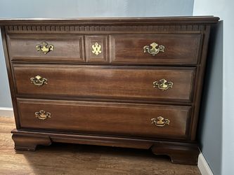 Wood Dresser 
