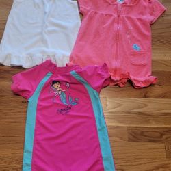 One Piece Bathung Suit And 2 Coverups