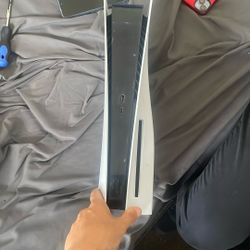 Ps5 w Controller/wires 