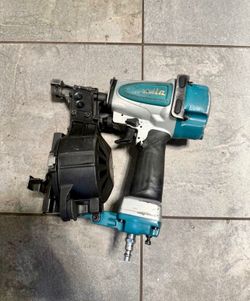 Makita Roofing Coil Nailer (AN454)