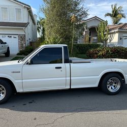 1988 Mazda B2200