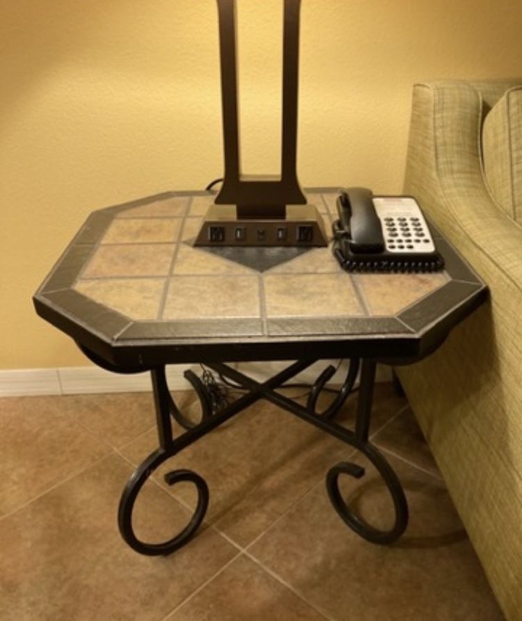 End tables (2)
