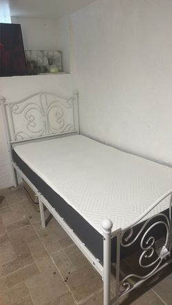Twin bed