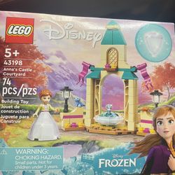 LEGO Disney Frozen 2 Anna’s Castle Courtyard 43198- (RETIRED)