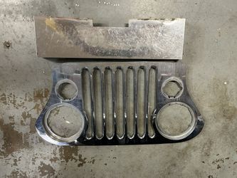 JeepCJ7 Chrome Grill And Front Cover
