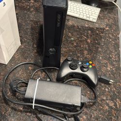 Xbox 360 Slim