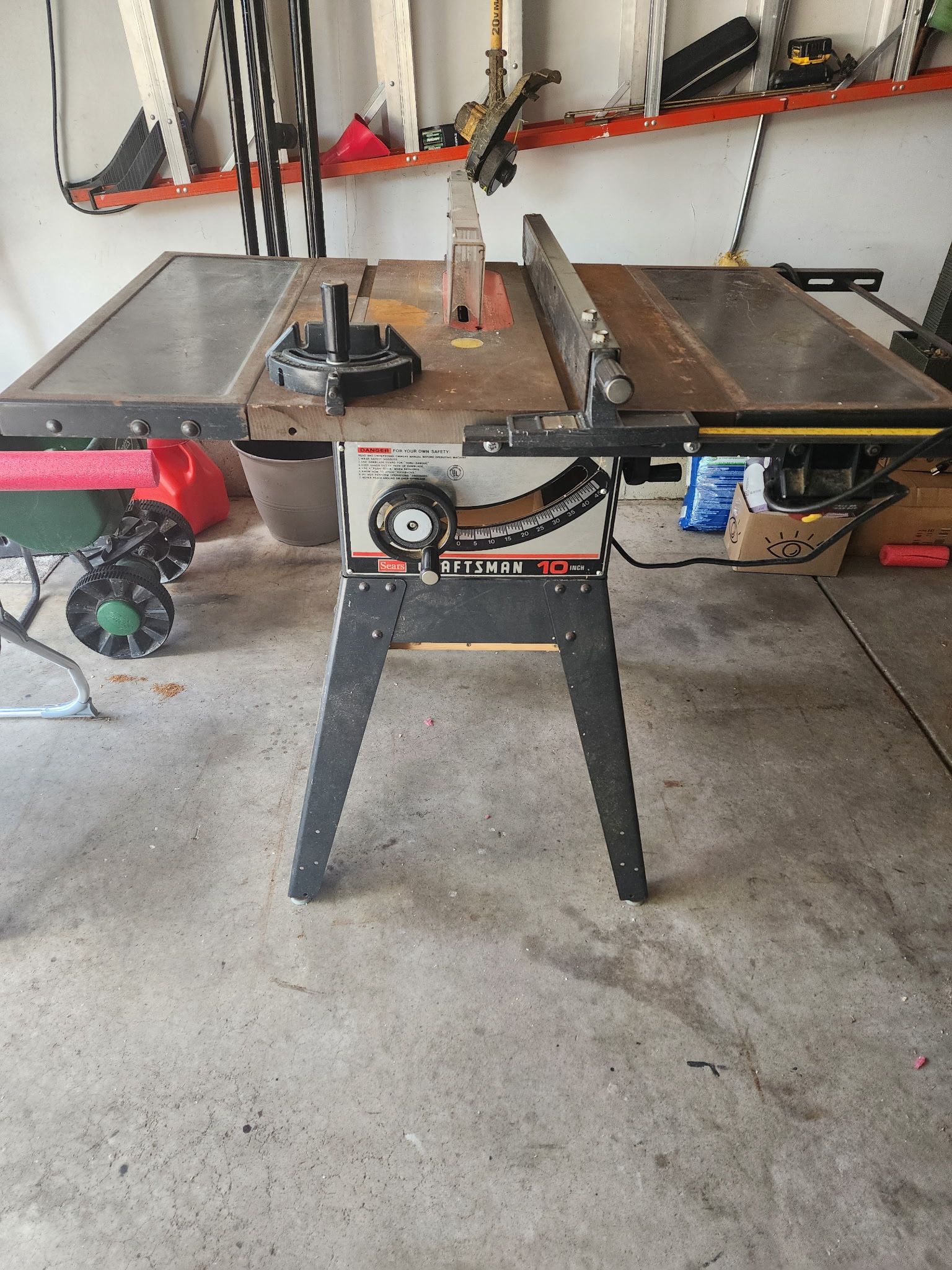 Craftsman 10” Table Saw With Extra Blades
