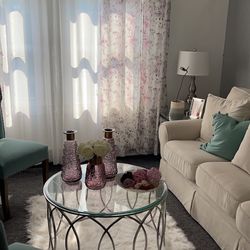 Coffee Table / Mesa De Centro