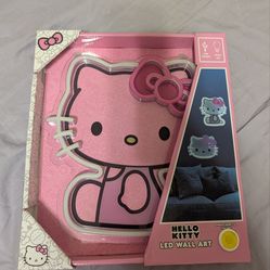 NEW HELLO KITTY LIGHT UP