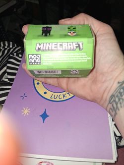 Minecraft Mojang Studios Mini Figure Box