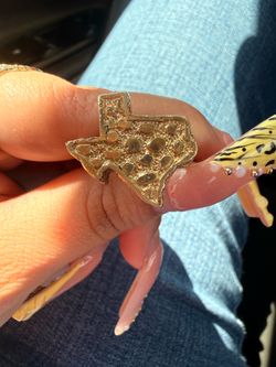 10k gold Texas nugget ring size 9