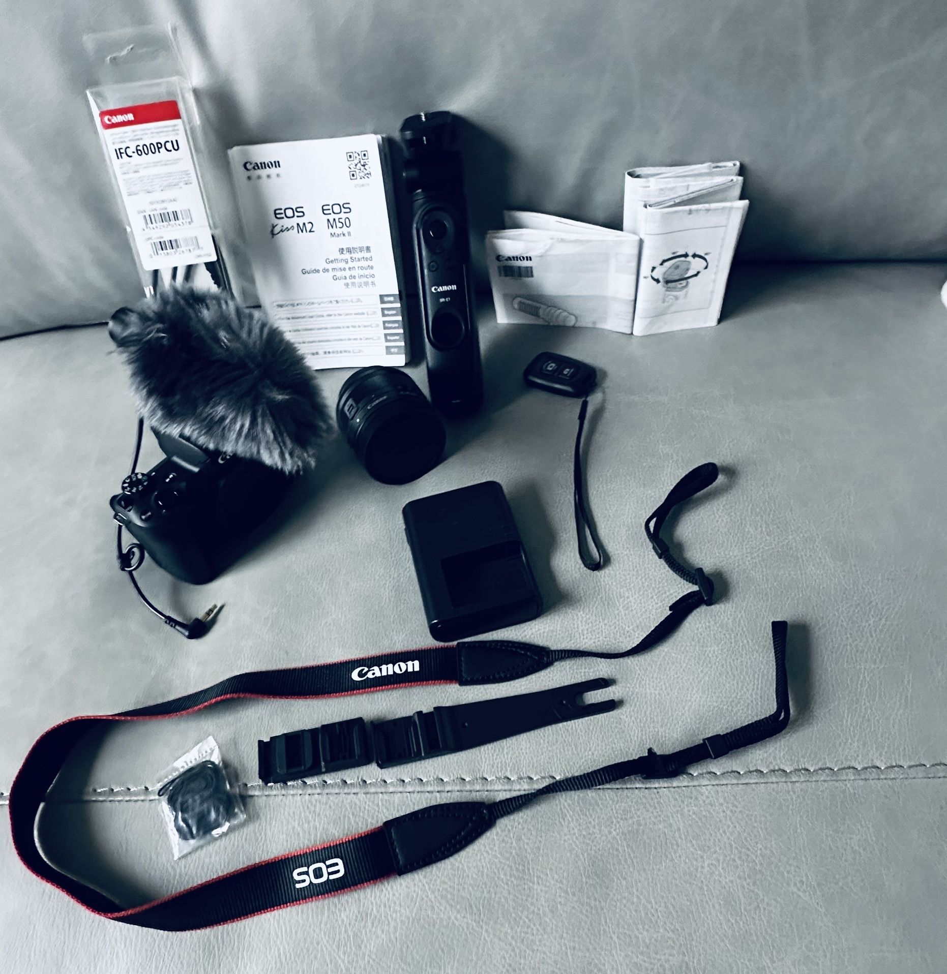 Canon EOS M50 Mark II Content Creator Kit