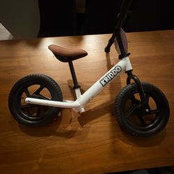 Toddler balance bike