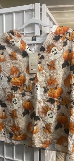 Halloween shirt size XL