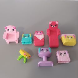 Skopkins McDonalds Happy Meal Toy Lot Chair Towel Sleeping Bag Basket Table 2017 