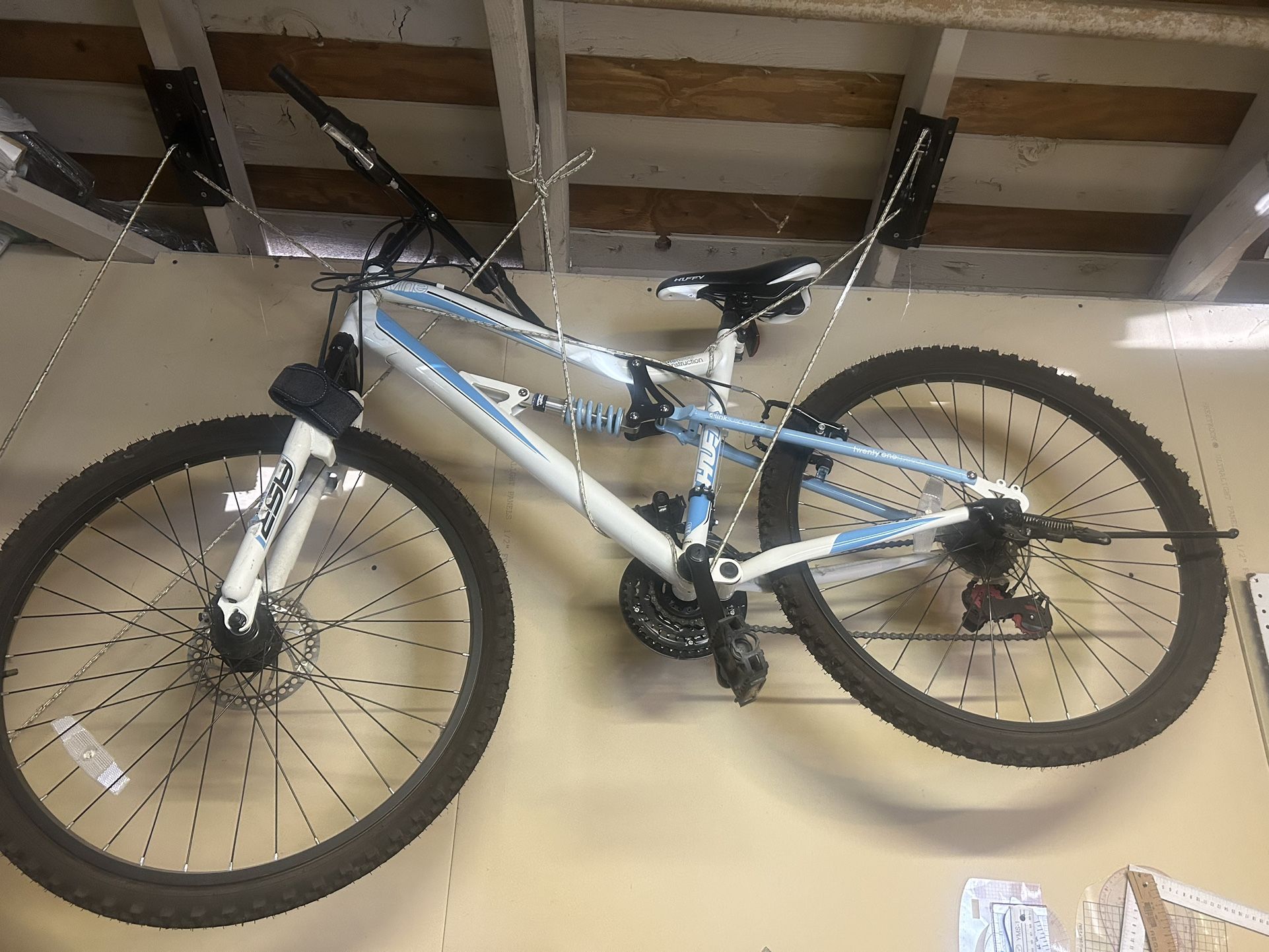 Women’s Mountain Bike
