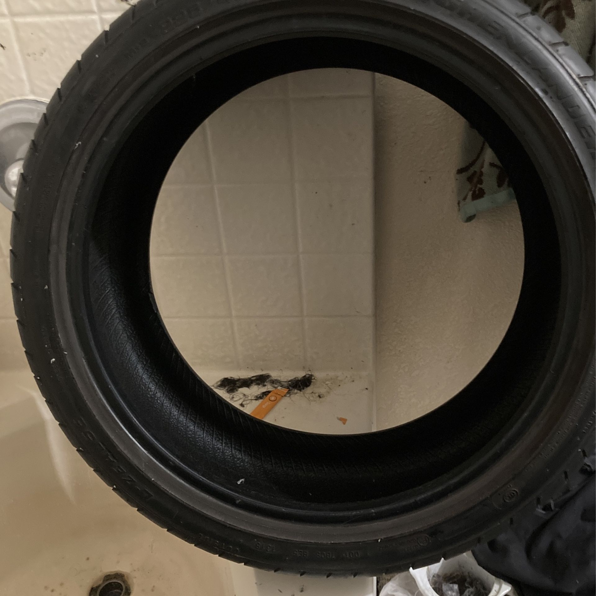 225/40/18 all 4 tires 160 cash