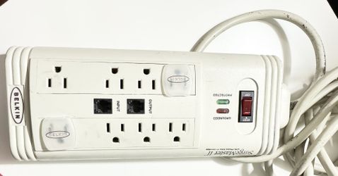 Belkin SurgeMaster Il 8-outlet surge protector.