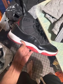 Bred 11 size 10.5 200$ obo
