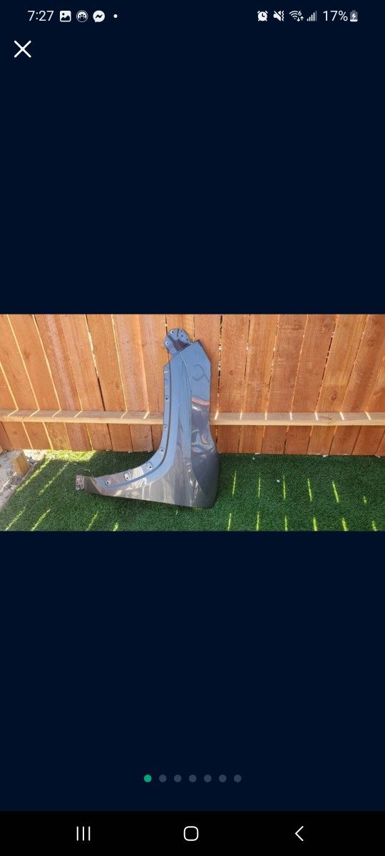 2019 - 2023 TOYOTA RAV4 RAV-4 LEFT
FENDER DRIVER SIDE GENUINE USED OEM.
NC51