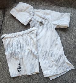 Boys Size 7/8 Abercrombie Kids Active Set. $20