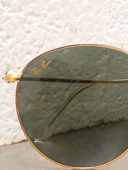 )))) RAY BAN GOLD FRAME ((((