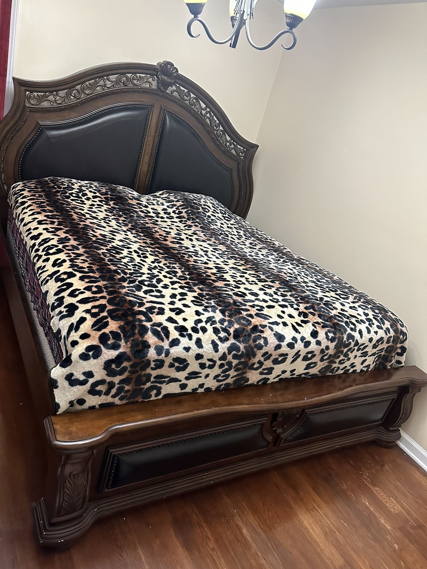 King Bedroom Set