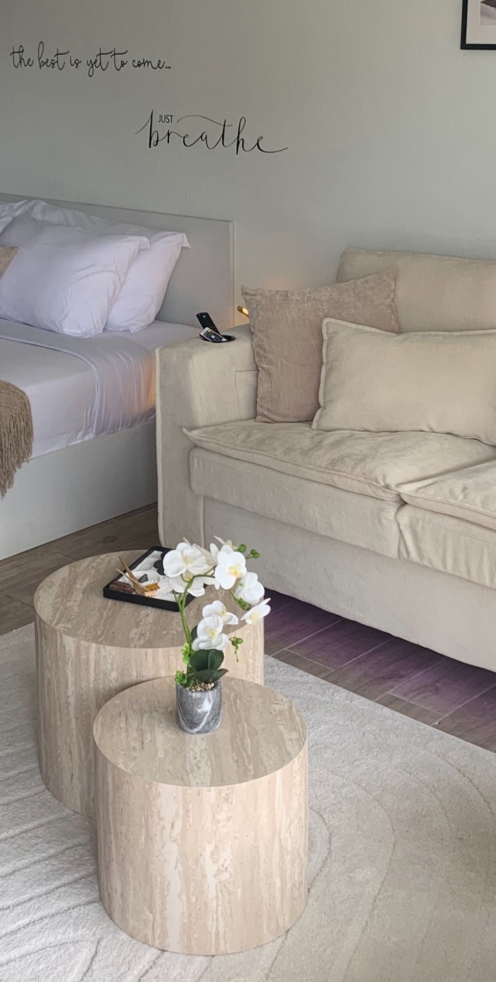 Round Wood Nesting Coffee Table Set (Good Condition)