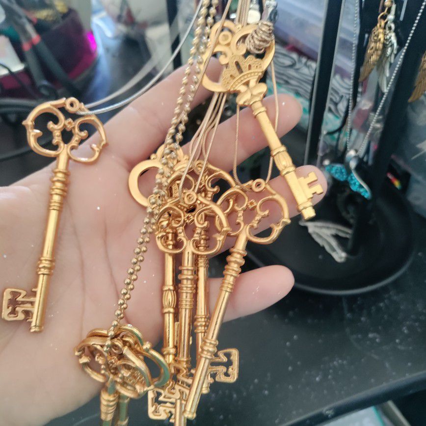 Key Necklace Chains