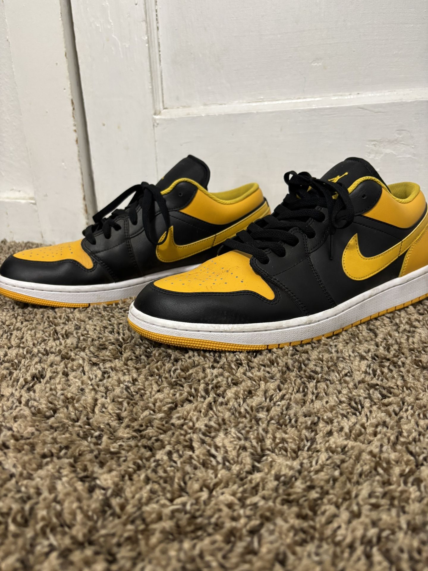 Air Jordan 1 Low “Pollen”