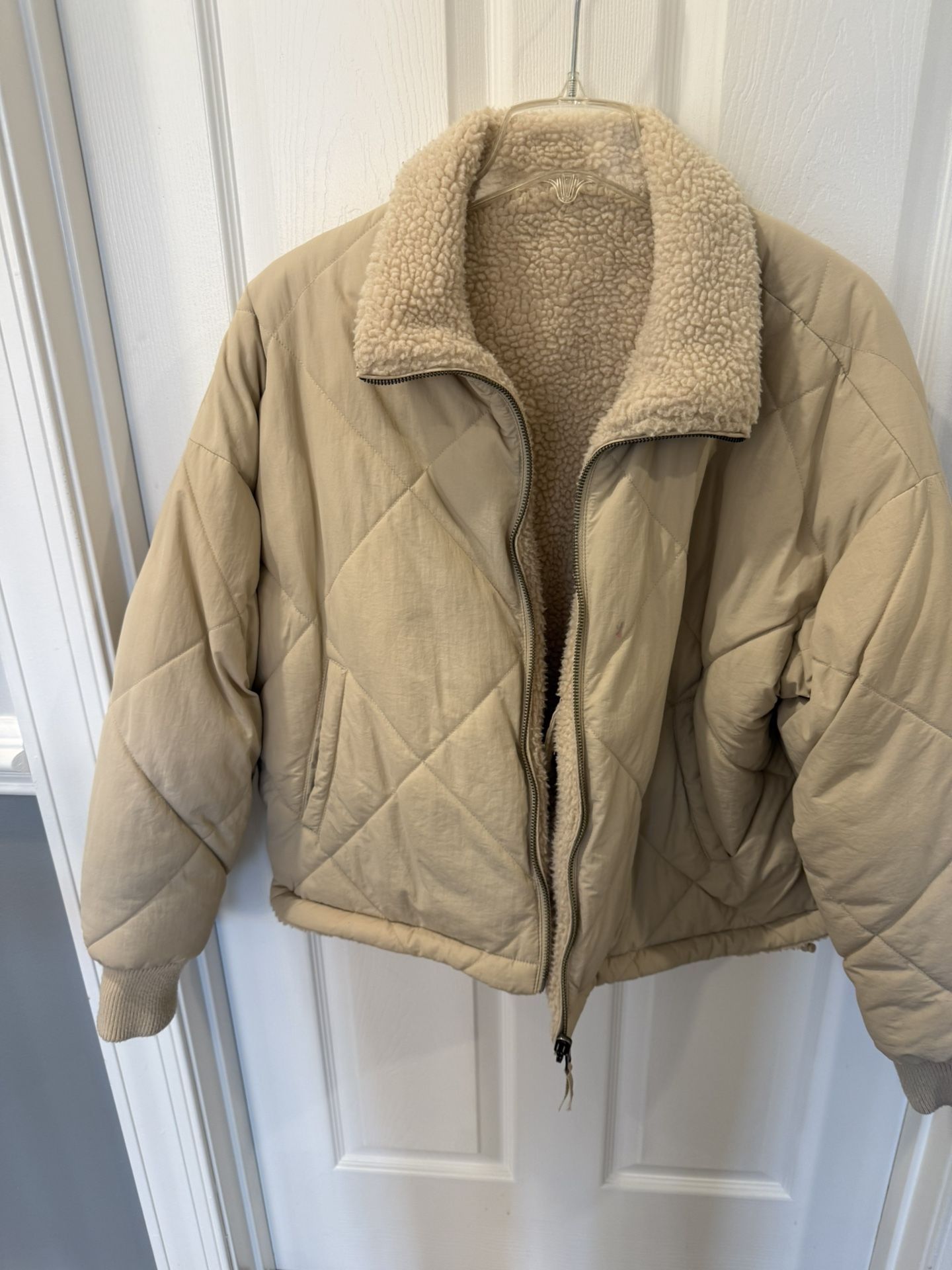 American Eagle Beige Quilted Jacket - Size XS/S