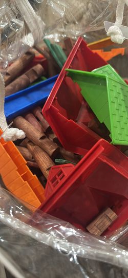 Lincoln Logs