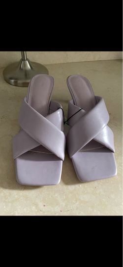 Lavender Cross-Strap Square Toe Mule Heels size 8