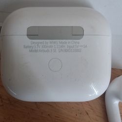 Airpods 3 SE Series $80 OBO