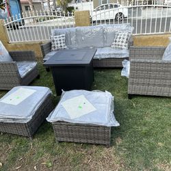 Patio Furniture Set Outdoor New In The Box