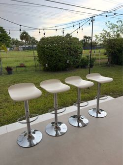 Sillas de bar / Bar stools set of 4