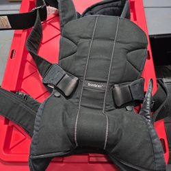 Baby Bjorn Baby Carrier One