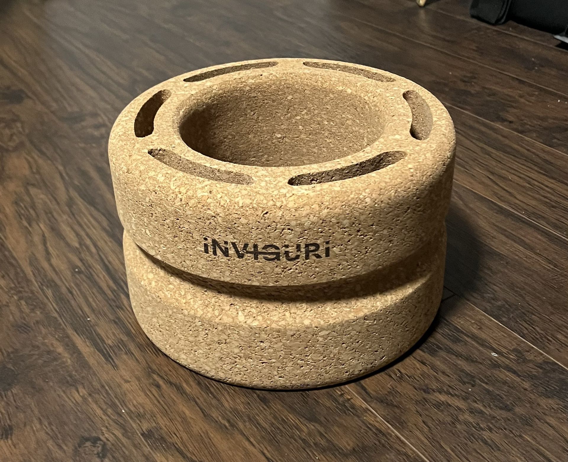 INVIGURI cork back roller / back massager