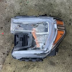 ✅Left Headlight(Driver Side) GMC Sierra 2019-2023✅